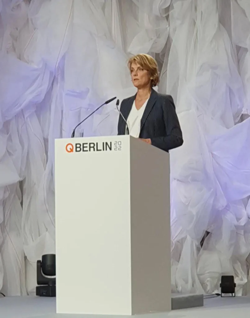 Eine Reise über den Journalismus hinaus, Marietta Slomka: