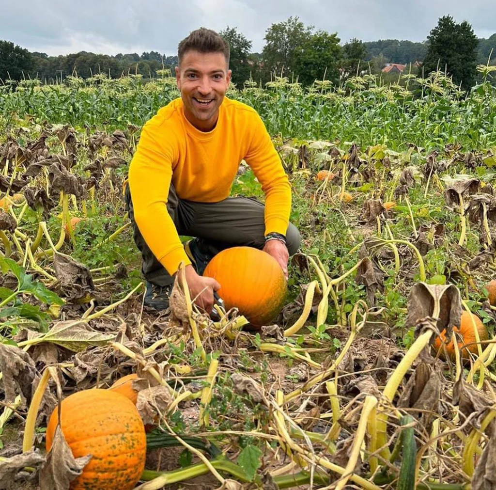 Ramon Babazadeh – Ein Leben zwischen Medien, Kultur und Reisen