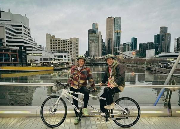 Josephine Henning Freundin – Fußball, Kunst und neues Leben