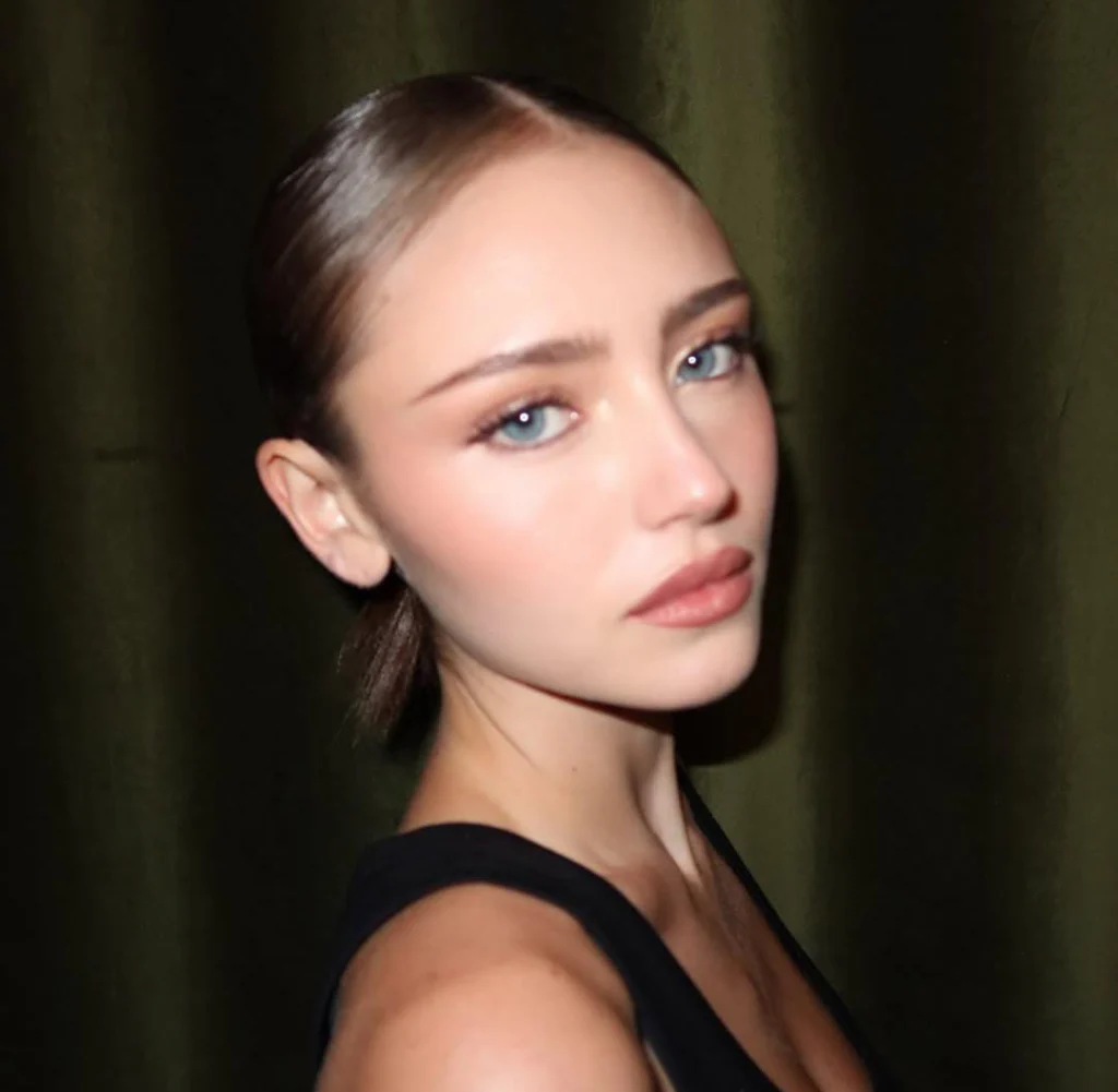 Wie groß ist Leni Klum? Größe, Gewicht und ihr ModelErfolg umpromiwelt