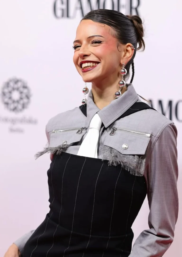 Nina Chuba Vermögen: Karriere, Einkommen und Streaming-Erfolg!!!