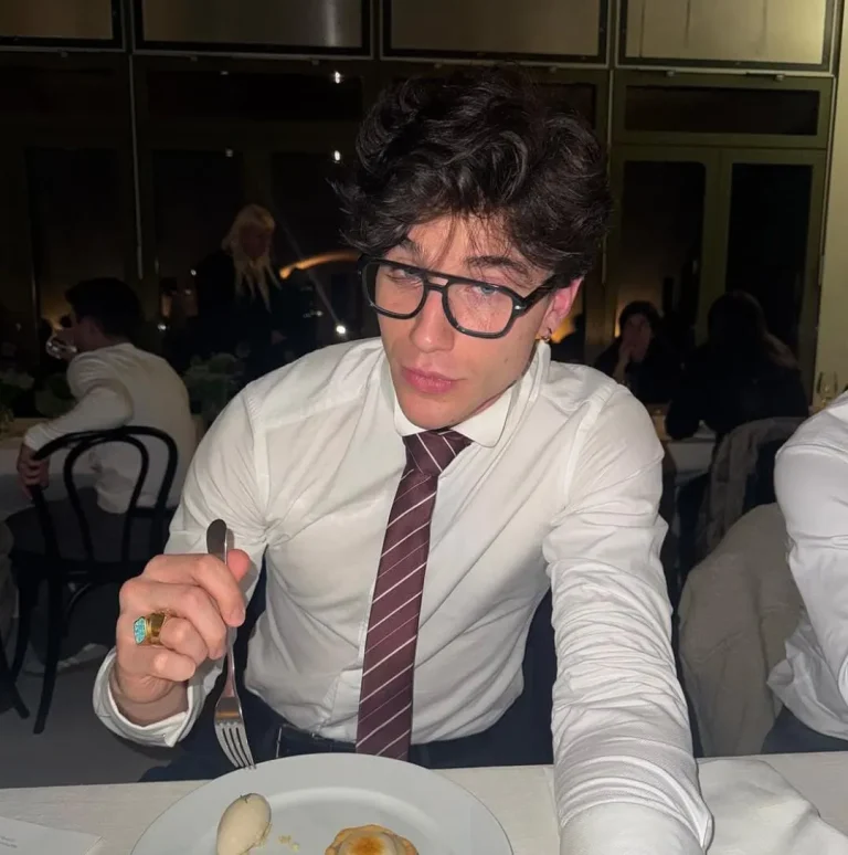 Chezerand – Karriere, Lifestyle und Erfolg als Influencer