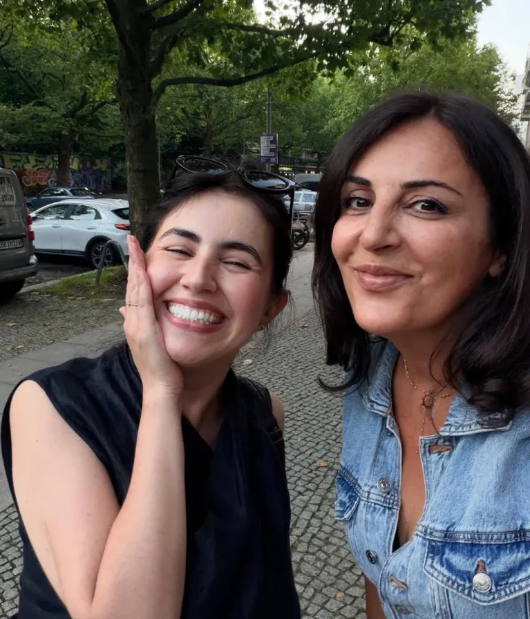 Düzen Tekkal: Karriere, Familie, Menschenrechte und Privatleben