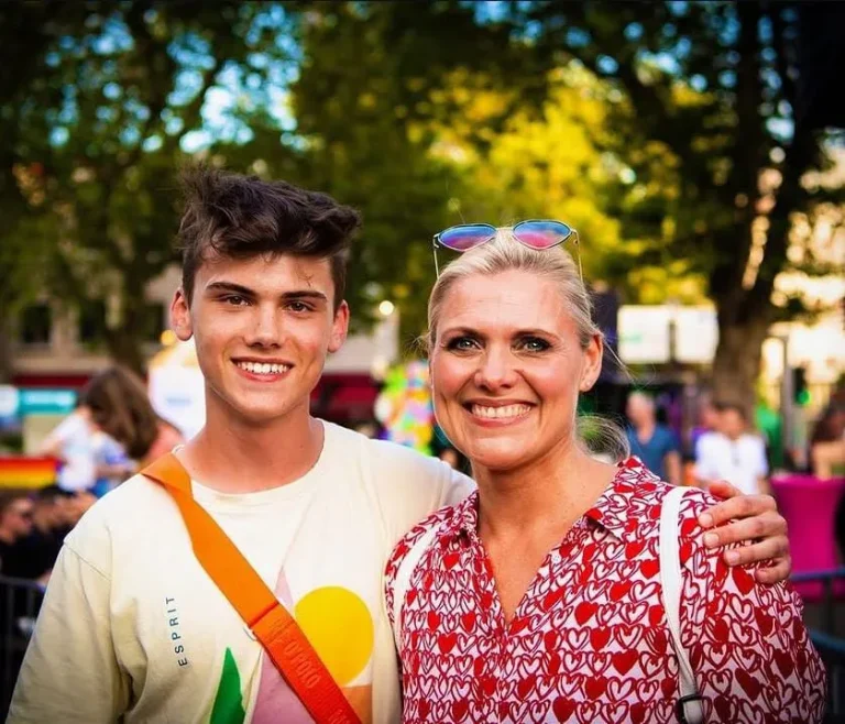 Katja Dederichs Karriere, Alter, Kinder und Erfolg als Mamiversum