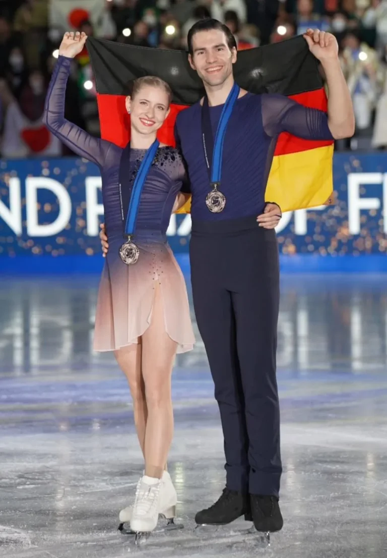 Nikita Volodin Titel Erfolge und Karriere im Eiskunstlauf